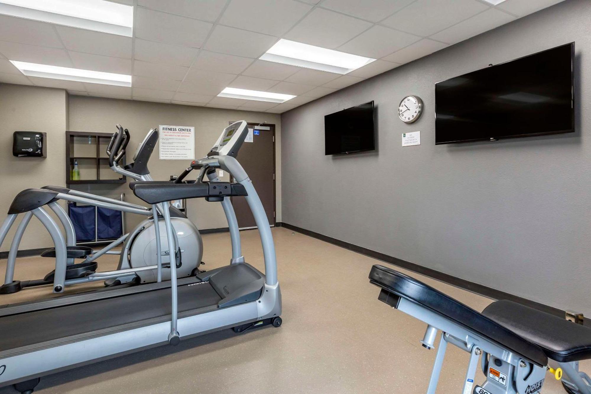 Quality Inn & Suites Moose Jaw Dış mekan fotoğraf
