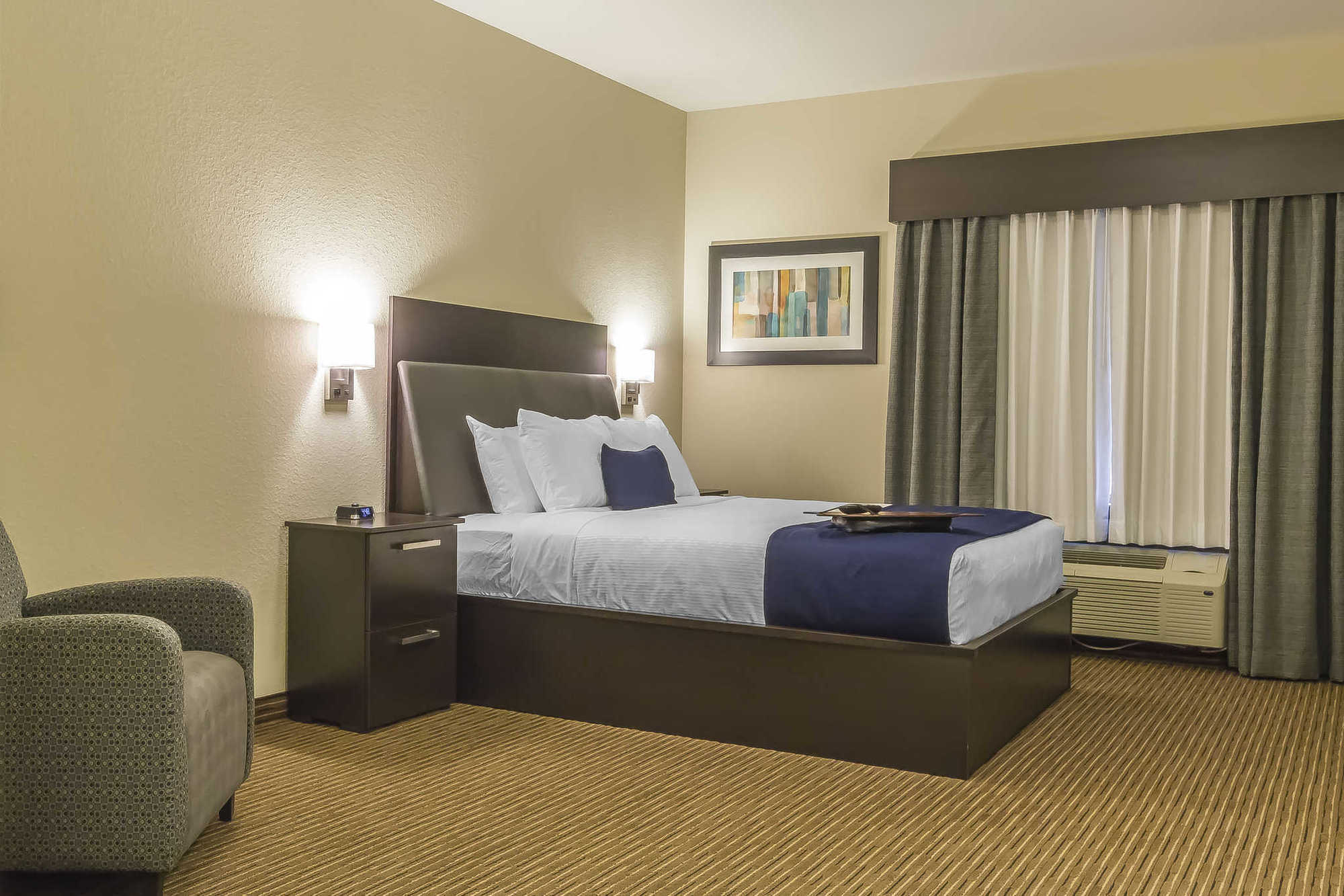 Quality Inn & Suites Moose Jaw Oda fotoğraf